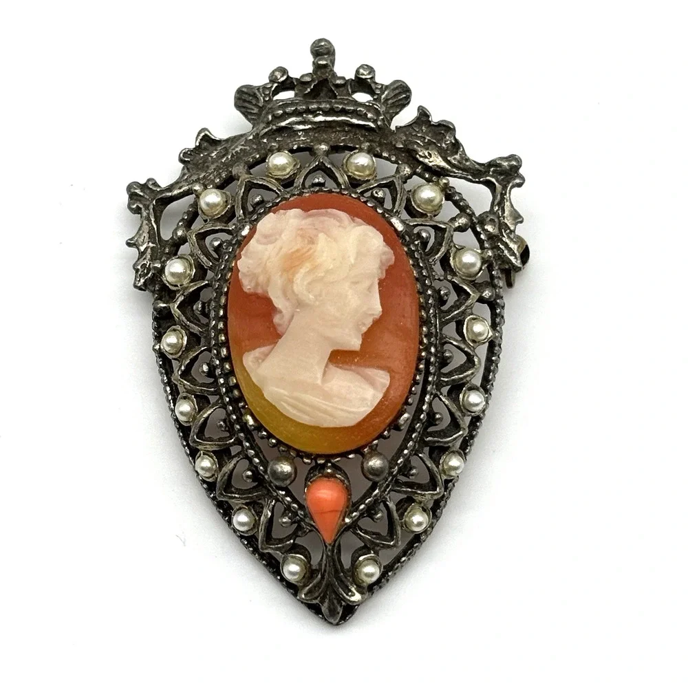 Mid Century Modern Florenza Silver-tone Filigree Shell Cameo Faux Pearl Brooch
